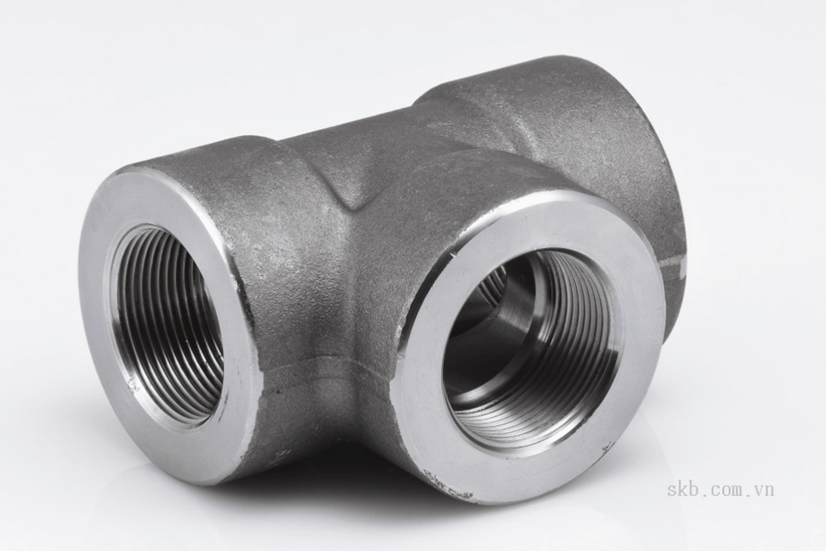 Ảnh tê ren thép rèn ASTM A105, kết nối ren NPT, áp lực Class 3000, là